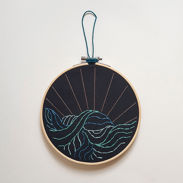 Embroidered Waves 16cm - ORIGINAL