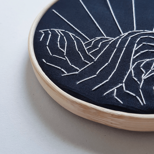 Embroidered B/W Sea Waves 11cm - ORIGINAL