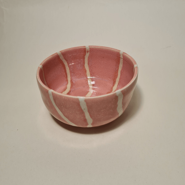 Handmade ceramic - Pink with white lines