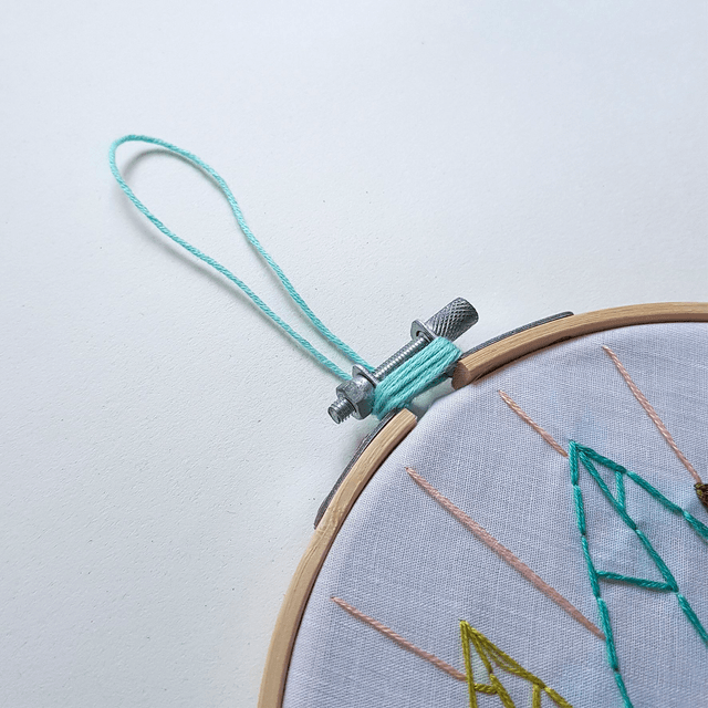 Embroidered Leaves 16cm - ORIGINAL