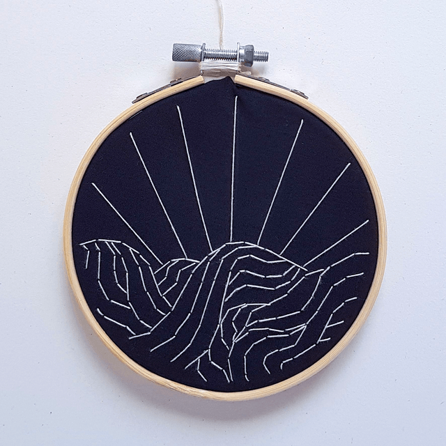 Embroidered B/W Sea Waves 11cm - ORIGINAL